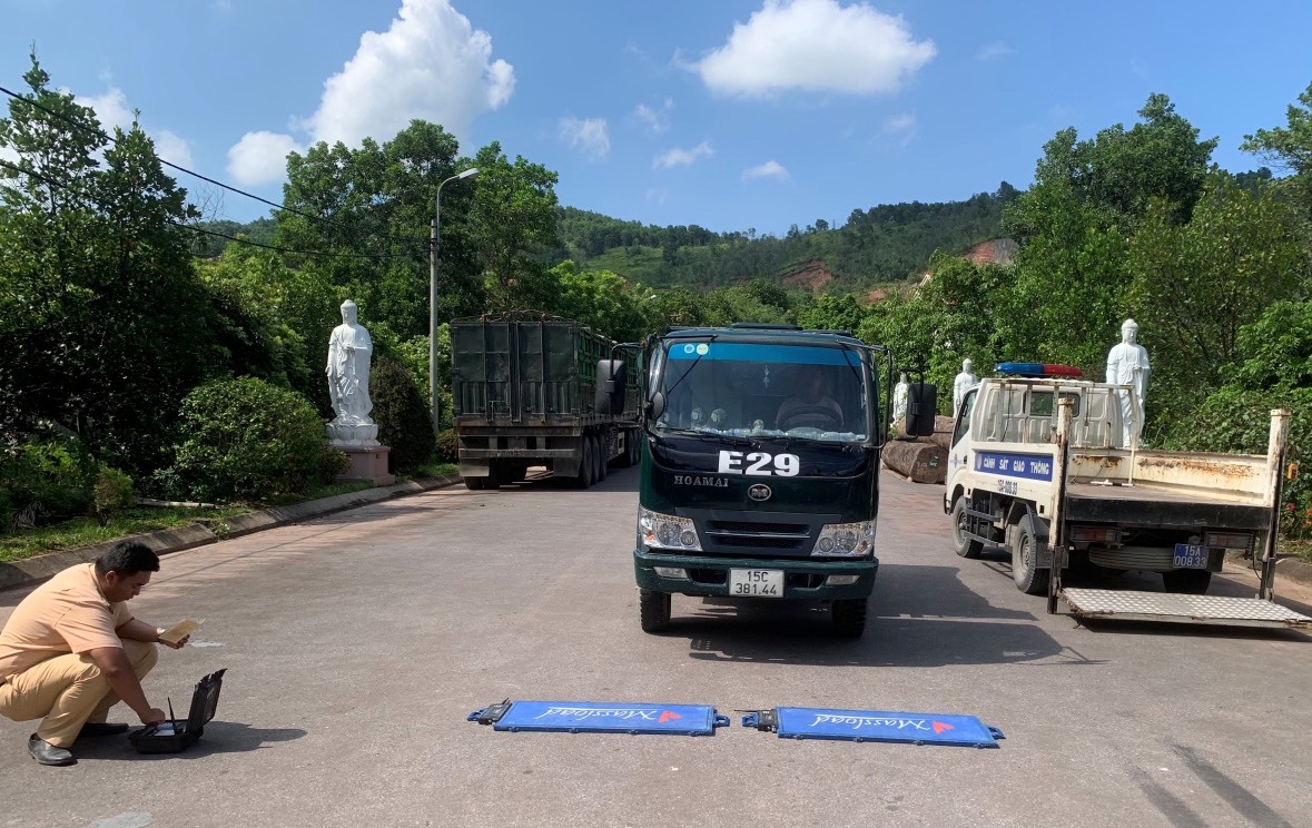 Xử lý 180 trường hợp vi phạm phạm trật tự an toàn giao thông trong ngày 27.7.2022